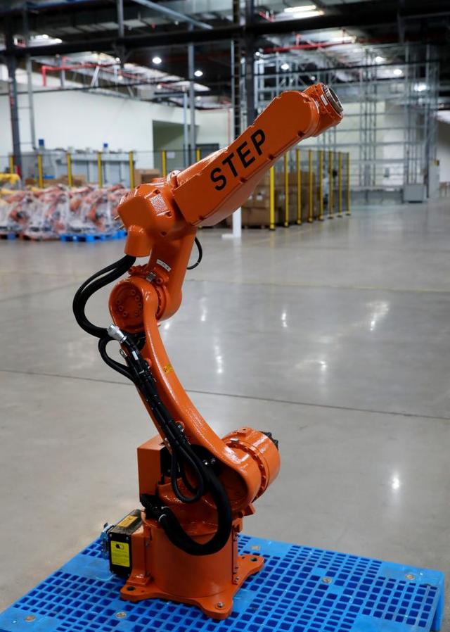 經(jīng)濟(jì)月報(bào)出爐 5月我國經(jīng)濟(jì)轉(zhuǎn)型升級(jí)持續(xù)推進(jìn)